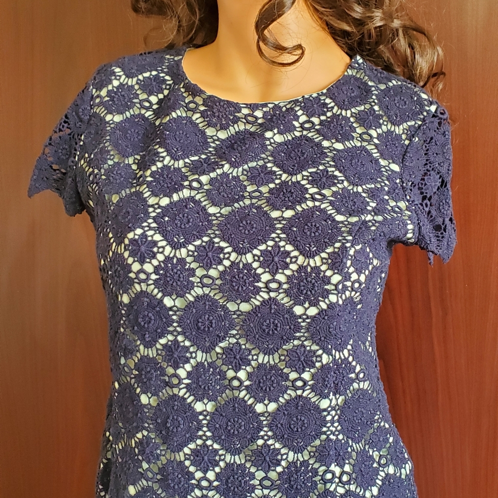 Vince Camuto Chrochet Zip Up Short Sleeve Blouse